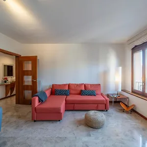 Jeroni Apartment